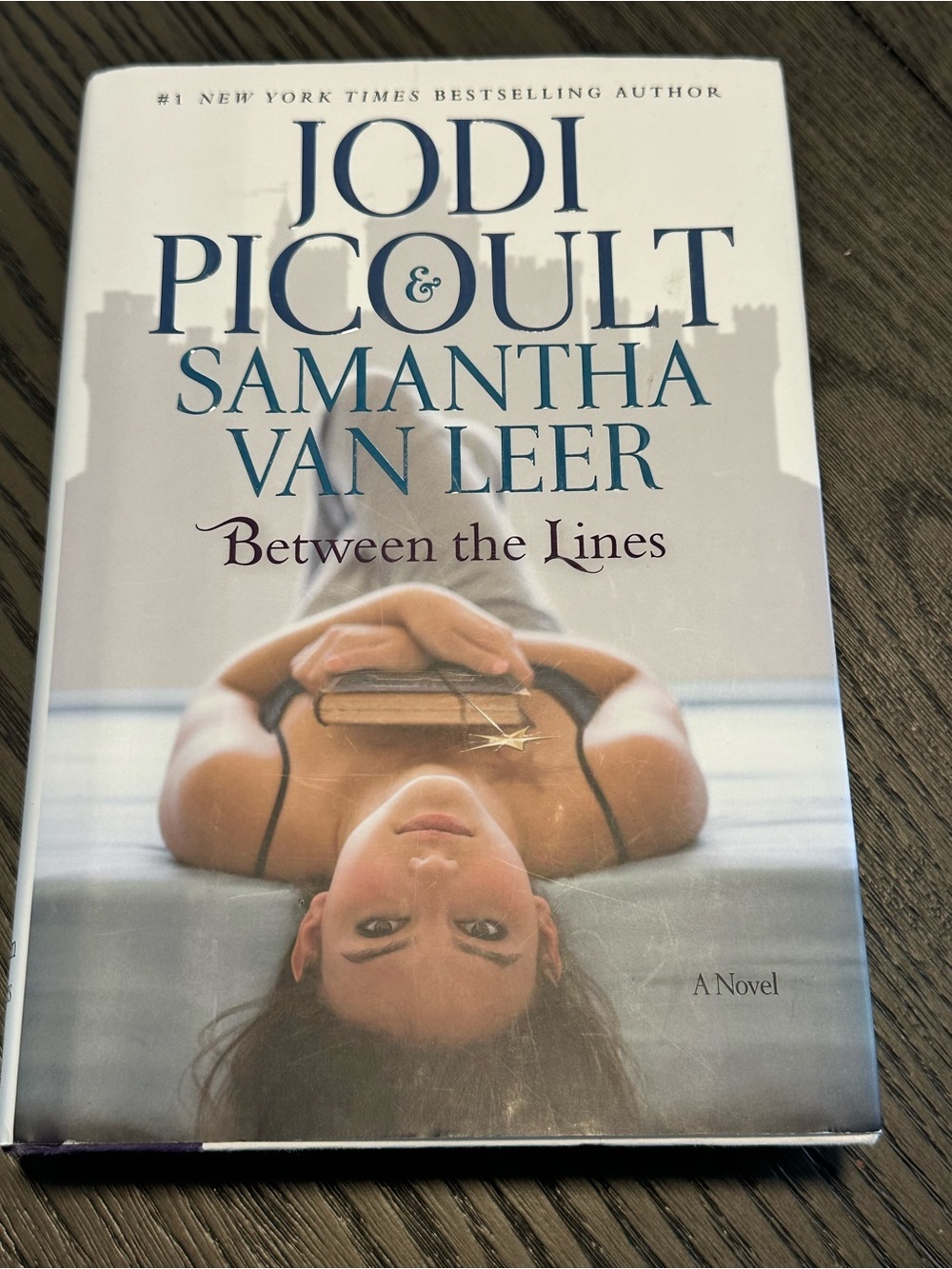 📚4 for $25 📚 Between The Lines by Jodi Picoult and Samantha Van Leer